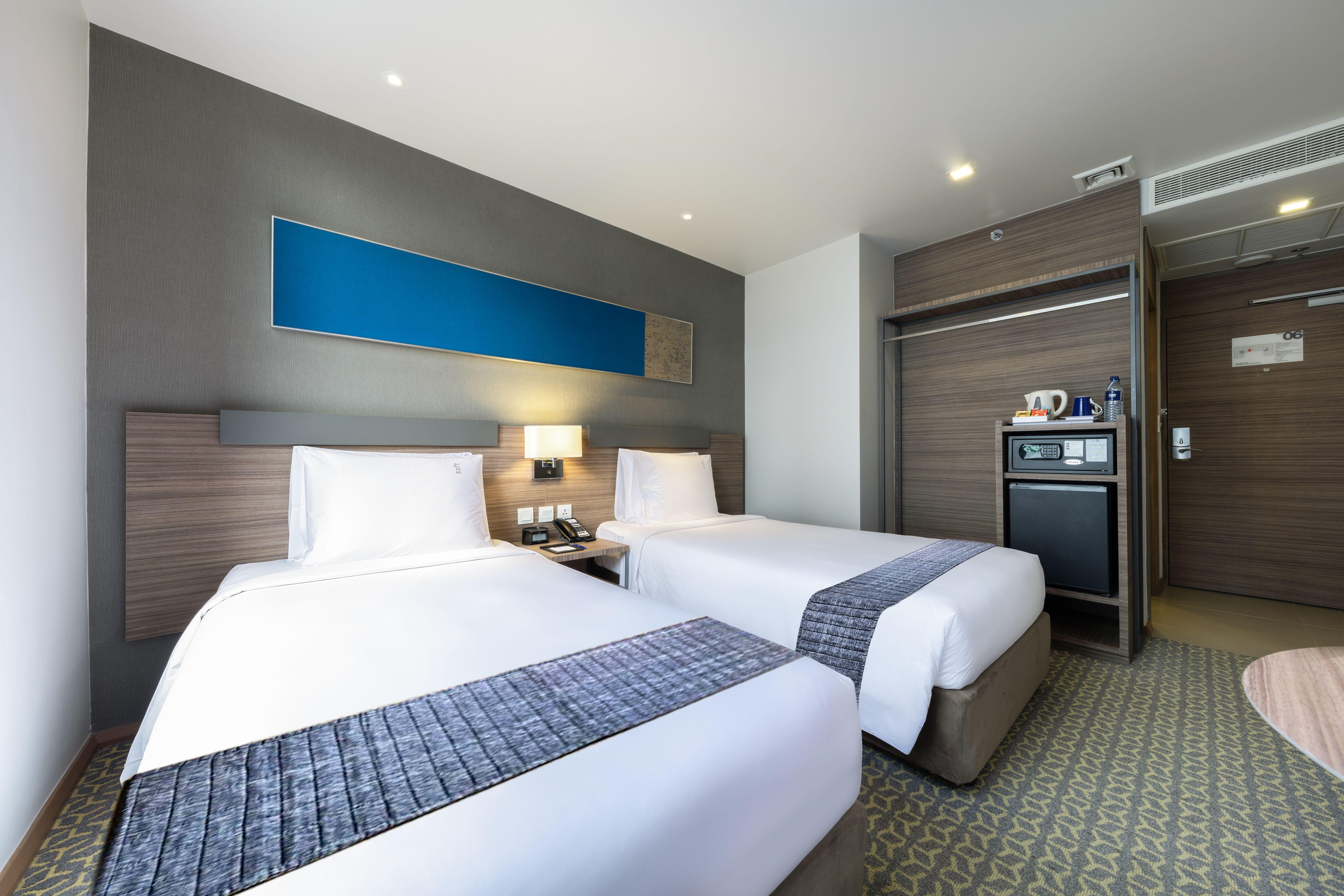 Holiday Inn Express Bangkok Sathorn By Ihg Екстер'єр фото