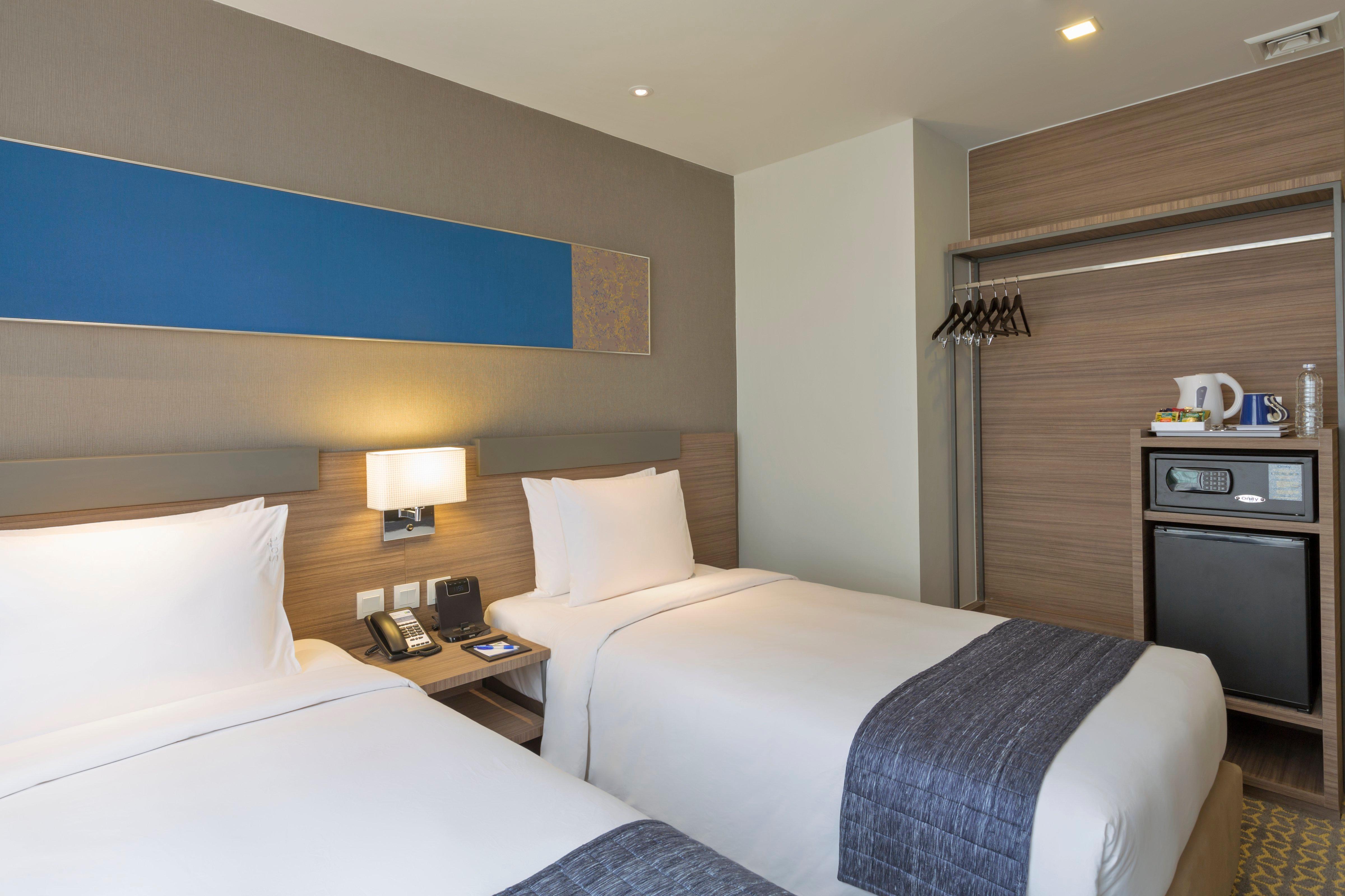 Holiday Inn Express Bangkok Sathorn By Ihg Екстер'єр фото